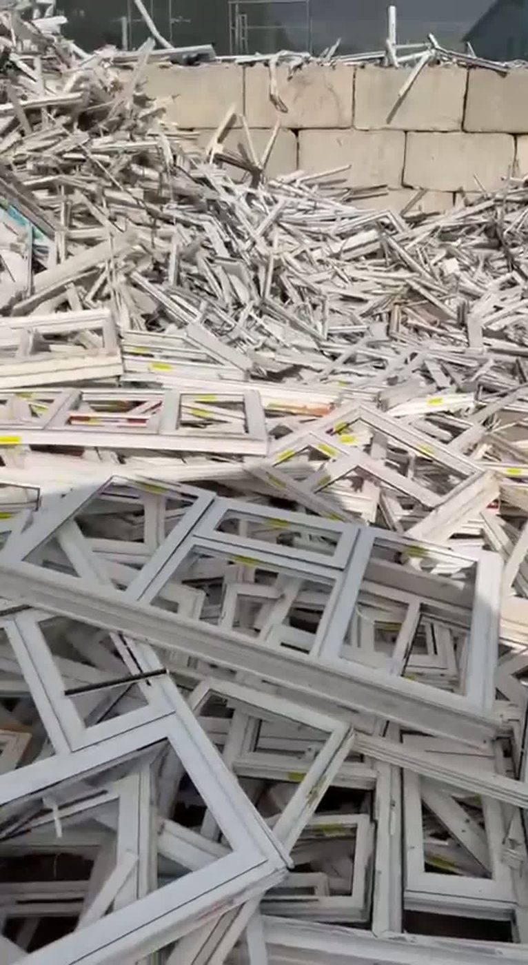 PVC Recovery UK collection in action (video)